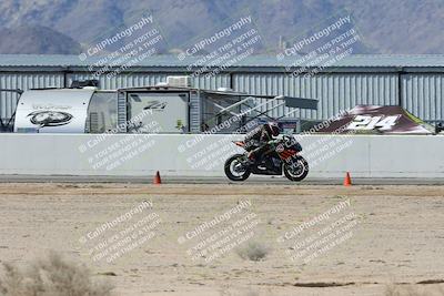 media/Oct-05-2025-CVMA (Sun) [[beeef4f201]]/Race 10-Formula Lightweight Twins Shootout/